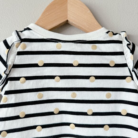 🧸 SALE! (5/$15, 8/$22, 12/$30) Old Navy striped baby girl top 0-3m - Picture 9 of 10